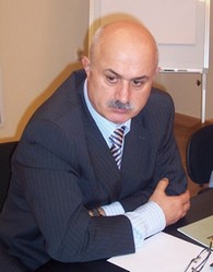 001 Anushavan Danielyan_cr.jpg (original)
